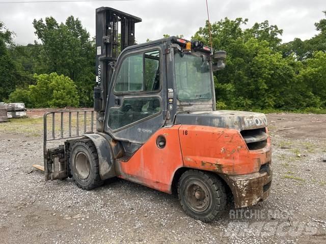Toyota 8FD50U Sonstige Baumaschinen