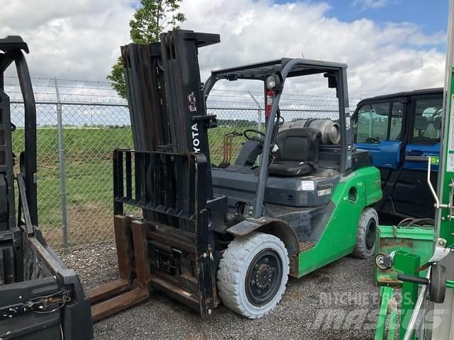 Toyota 8FG35U Sonstige Baumaschinen