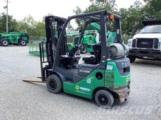 Toyota 8FGU15 Sonstige Baumaschinen