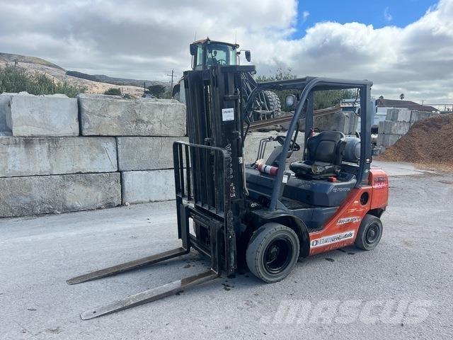Toyota 8FGU25 Andere Gabelstapler