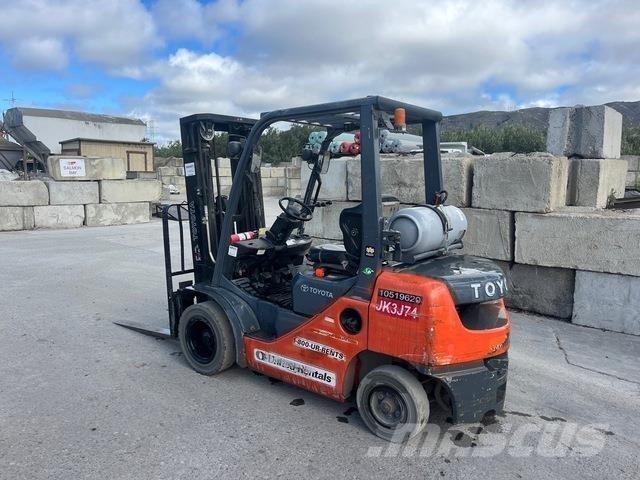Toyota 8FGU25 Andere Gabelstapler