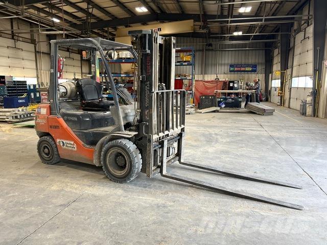 Toyota 8FGU25 Andere Gabelstapler
