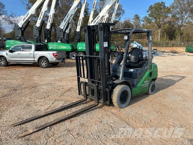 Toyota 8FGU25 Andere Gabelstapler