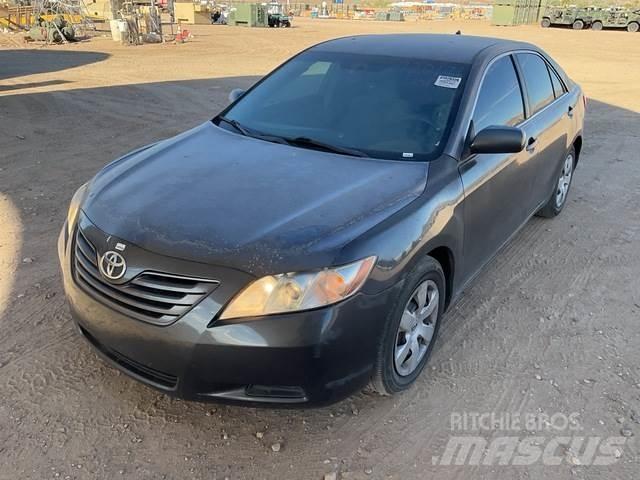 Toyota Camry PKWs