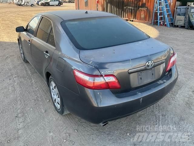 Toyota Camry PKWs