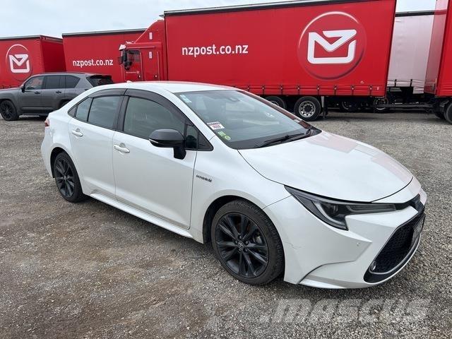 Toyota Corolla PKWs