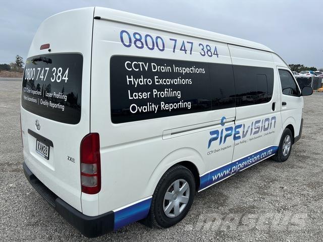 Toyota HiAce Lieferwagen