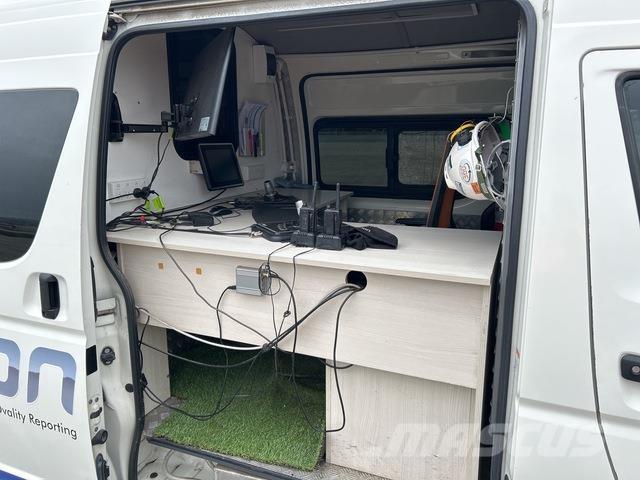 Toyota HiAce Lieferwagen