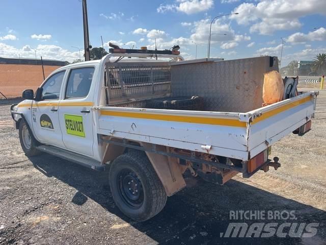 Toyota HiLux Pickup/Pritschenwagen