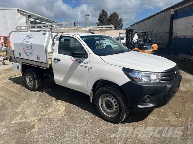 Toyota HiLux Andere Transporter