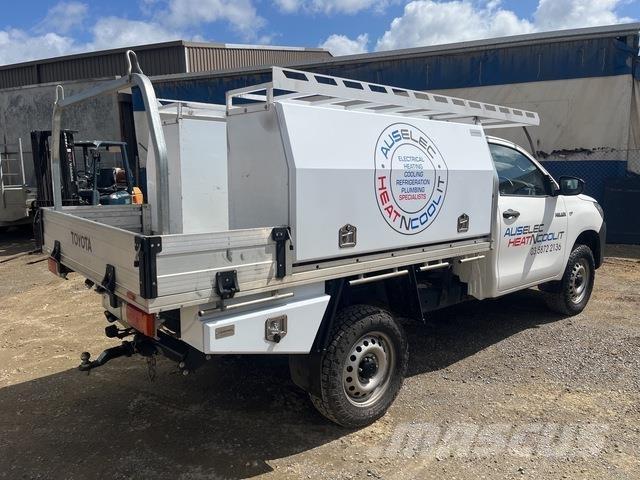 Toyota HiLux Andere Transporter