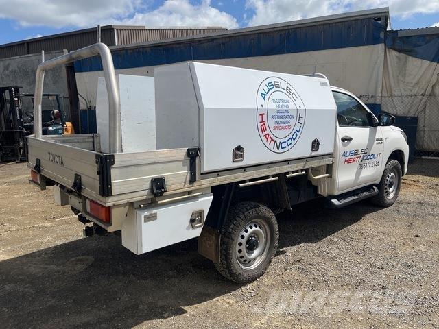 Toyota HiLux Andere Transporter