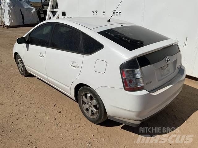 Toyota Prius PKWs