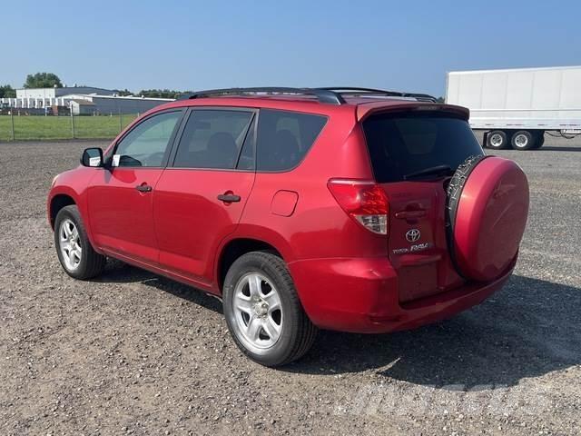 Toyota RAV4 PKWs
