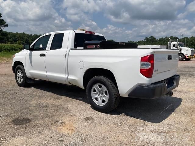 Toyota Tundra Andere Transporter
