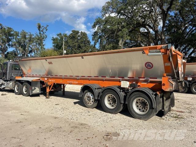 Trail King  Schubbodenauflieger