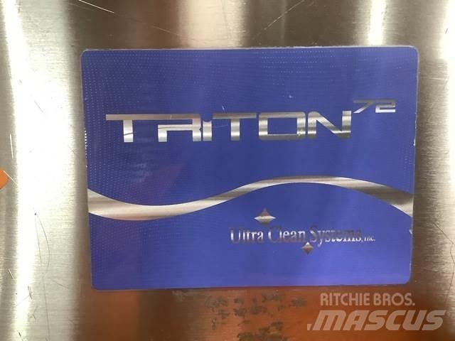 Triton  Sonstige Baumaschinen
