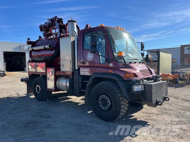 Unimog U5000 Raupenbagger