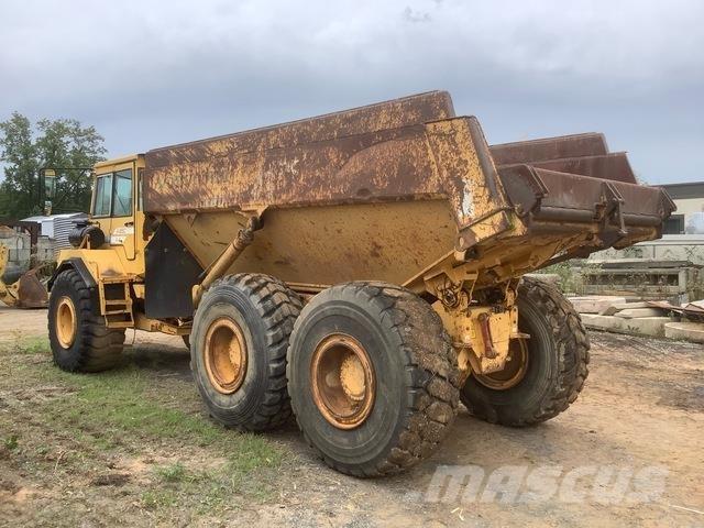 Volvo A25C Dumper - Knickgelenk