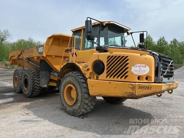 Volvo A25D Dumper - Knickgelenk