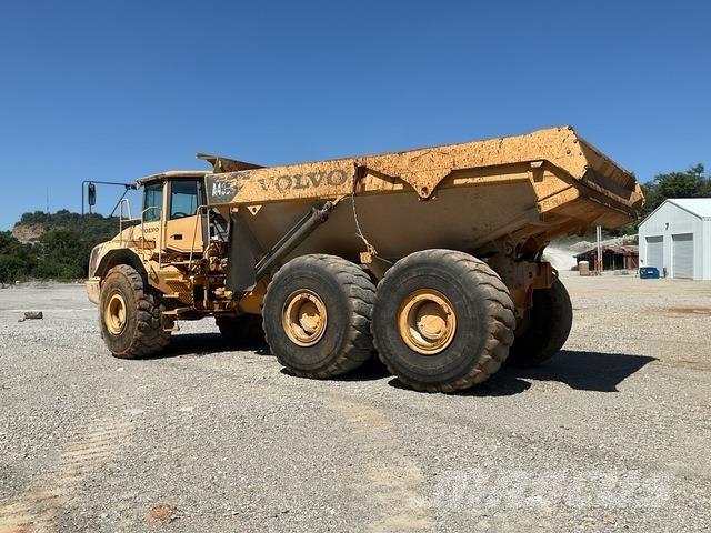Volvo A40D Dumper - Knickgelenk