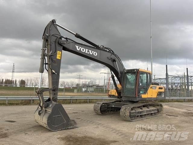 Volvo EC220DB Raupenbagger