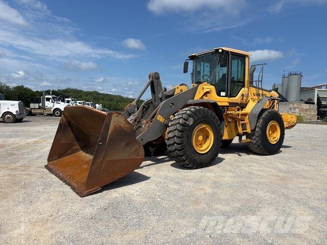 Volvo L120F Radlader