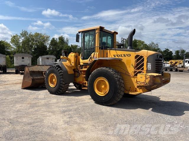 Volvo L120F Radlader