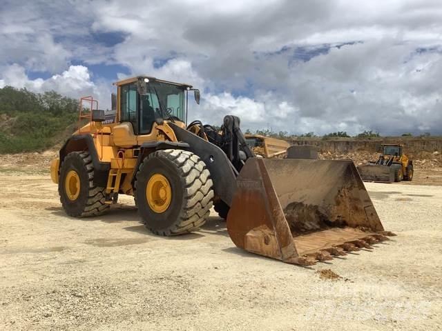 Volvo L220H Radlader