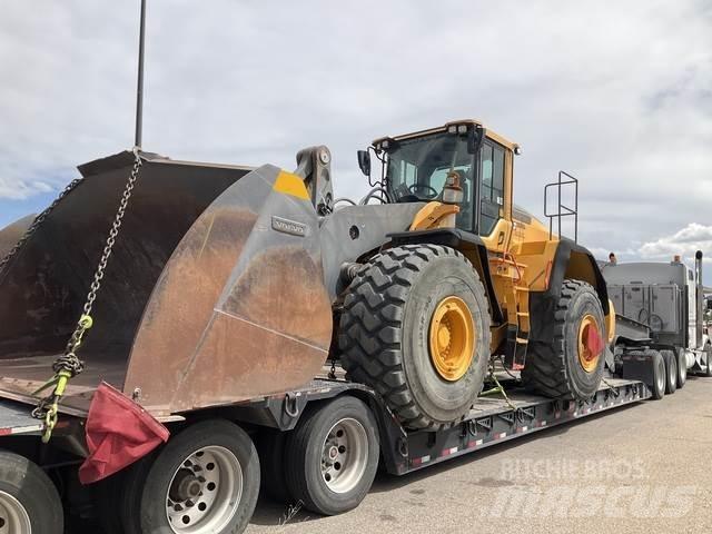 Volvo L220H Radlader