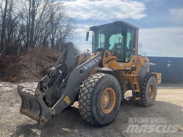Volvo L90F Radlader