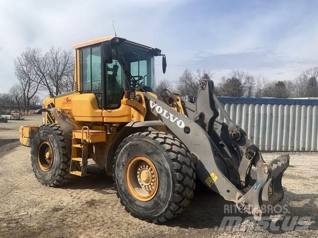 Volvo L90F Radlader