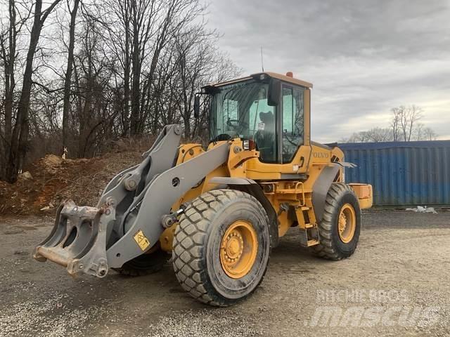 Volvo L90F Radlader