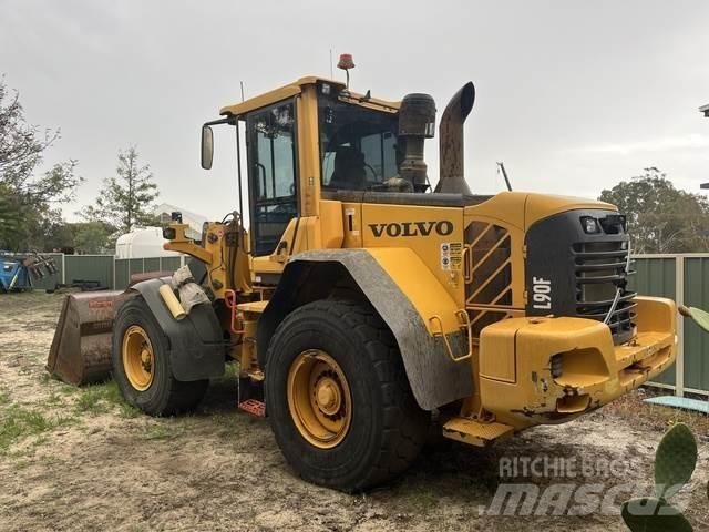 Volvo L90F Radlader