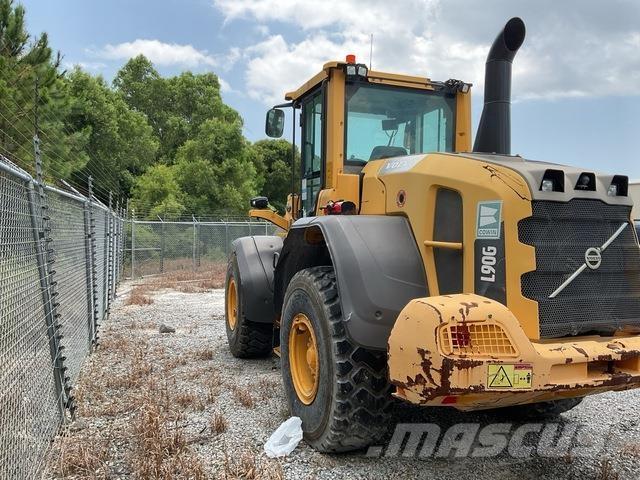 Volvo L90G Radlader