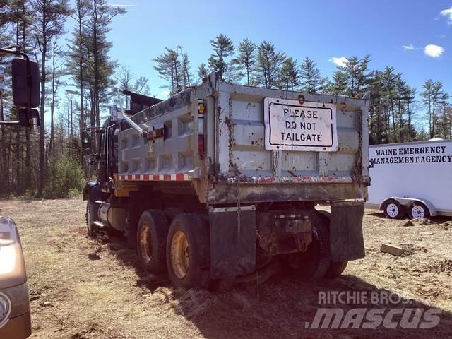 Volvo VHD Kipper