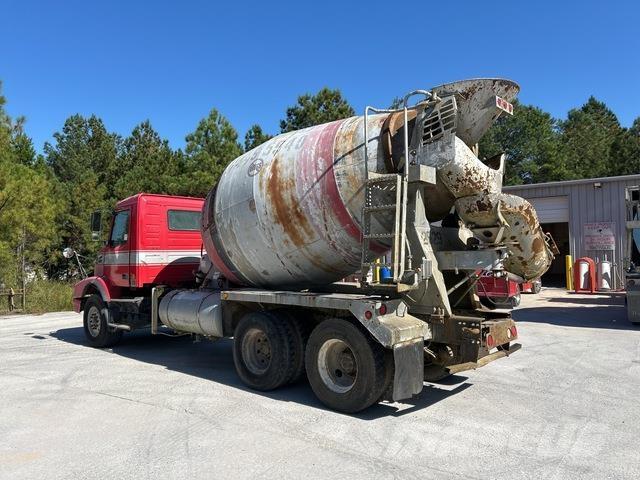 Volvo VHD64B Andere Fahrzeuge