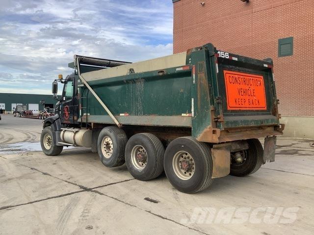 Volvo VHD84F Kipper