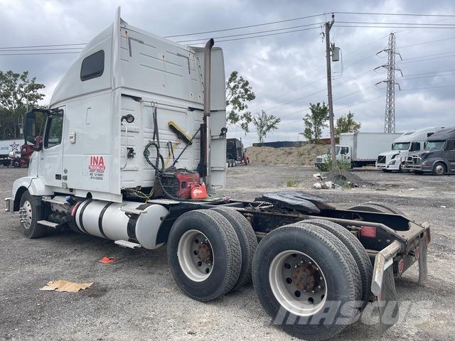 Volvo VLN670 Sattelzugmaschinen