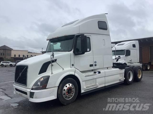 Volvo VNL Sattelzugmaschinen