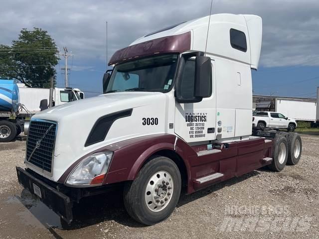 Volvo VNL Sattelzugmaschinen