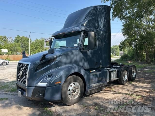Volvo VNL Sattelzugmaschinen