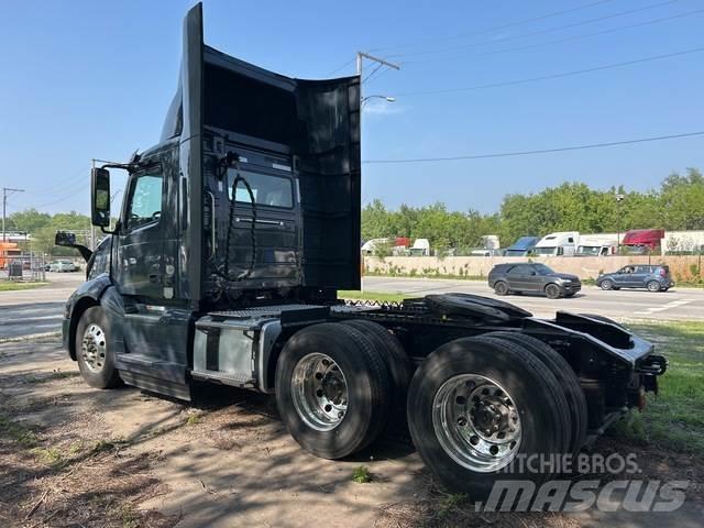 Volvo VNL Sattelzugmaschinen