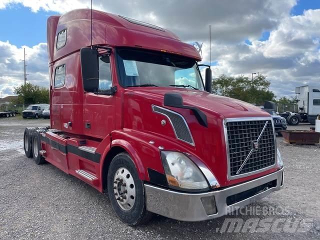 Volvo VNL Sattelzugmaschinen