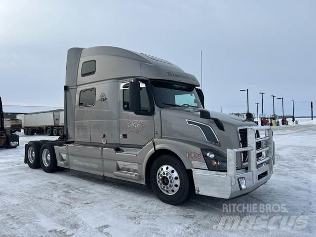 Volvo VNL Sattelzugmaschinen