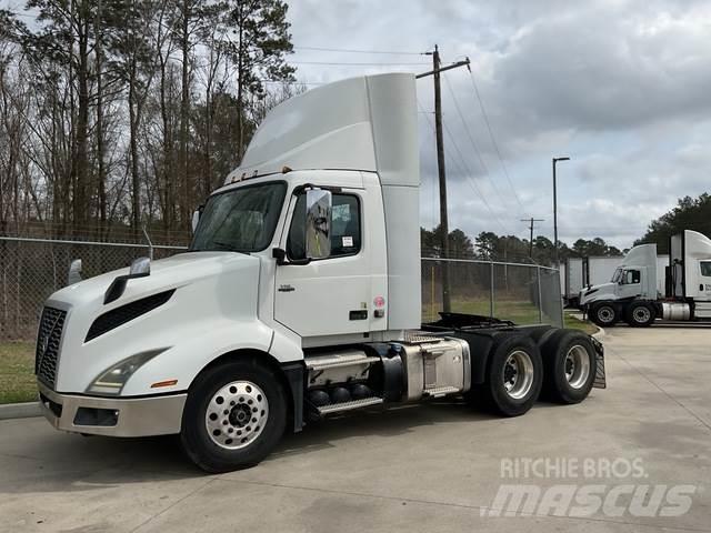 Volvo VNL Sattelzugmaschinen