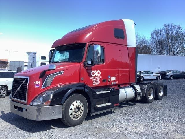 Volvo VNL Sattelzugmaschinen