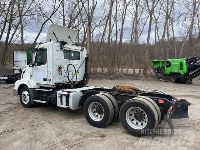 Volvo VNL Sattelzugmaschinen