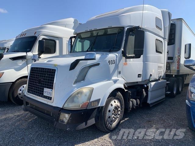 Volvo VNL Sattelzugmaschinen