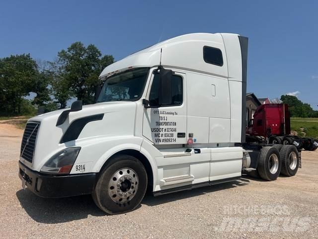 Volvo VNL Sattelzugmaschinen